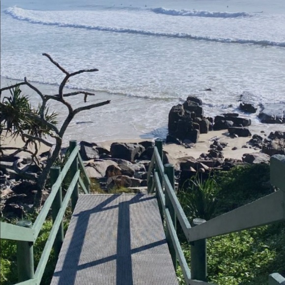 Meet your Posher, Sienna - Picture 1 of 1